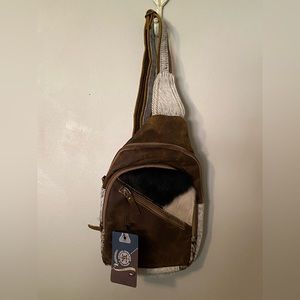 Cowhide And Leather Hopofly Slingbag